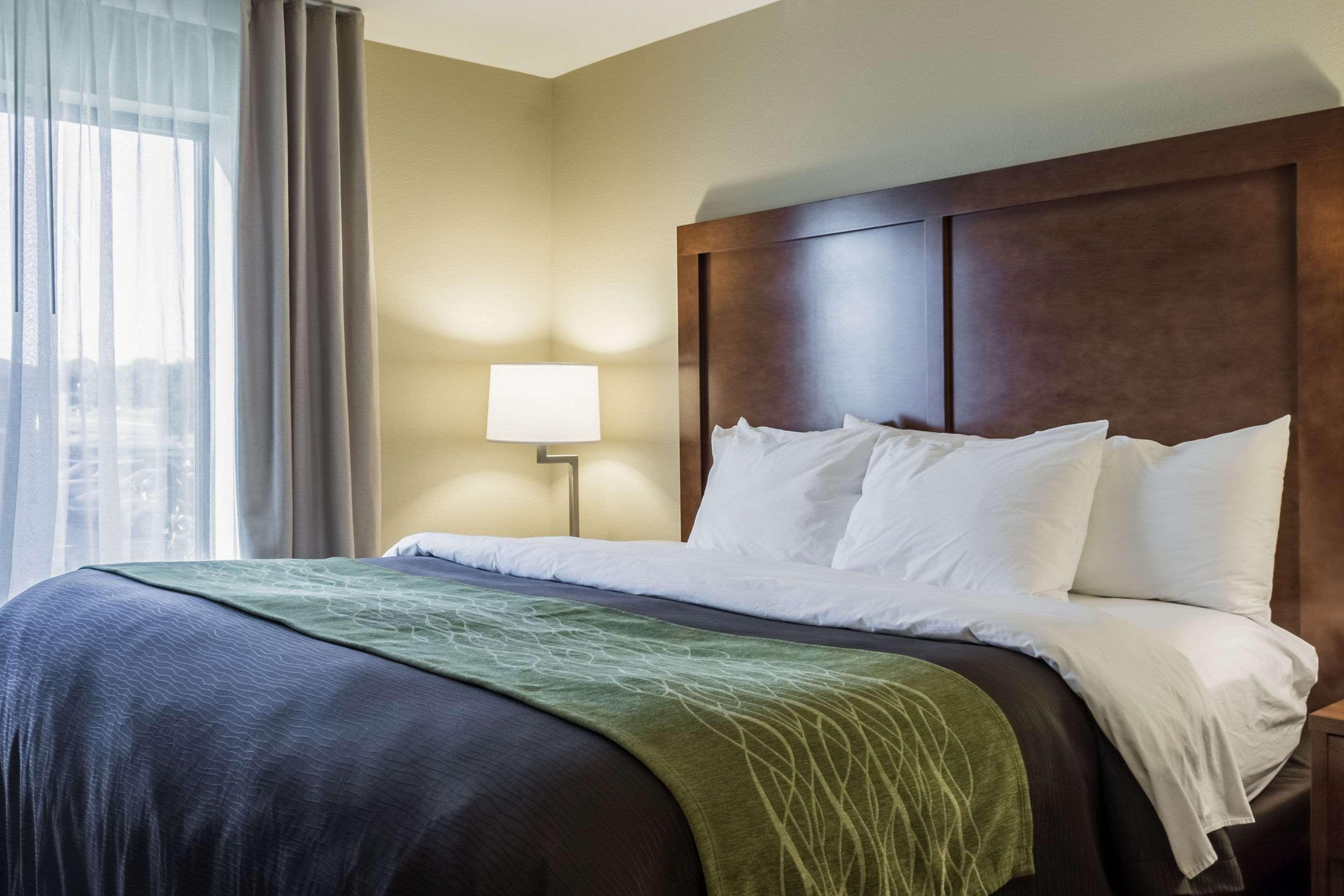 Comfort Inn & Suites Avera Southwest スーフォールズ エクステリア 写真