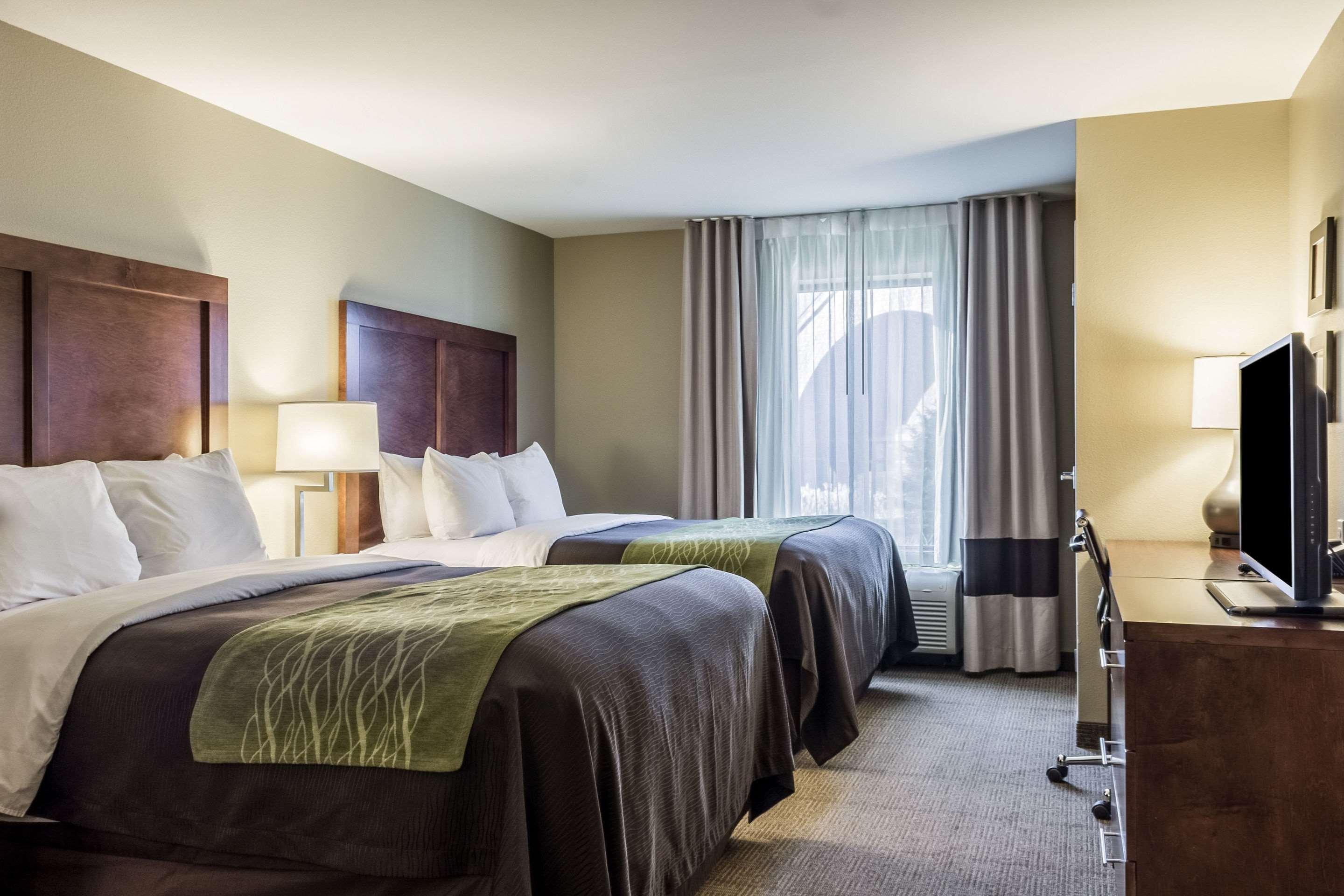 Comfort Inn & Suites Avera Southwest スーフォールズ エクステリア 写真