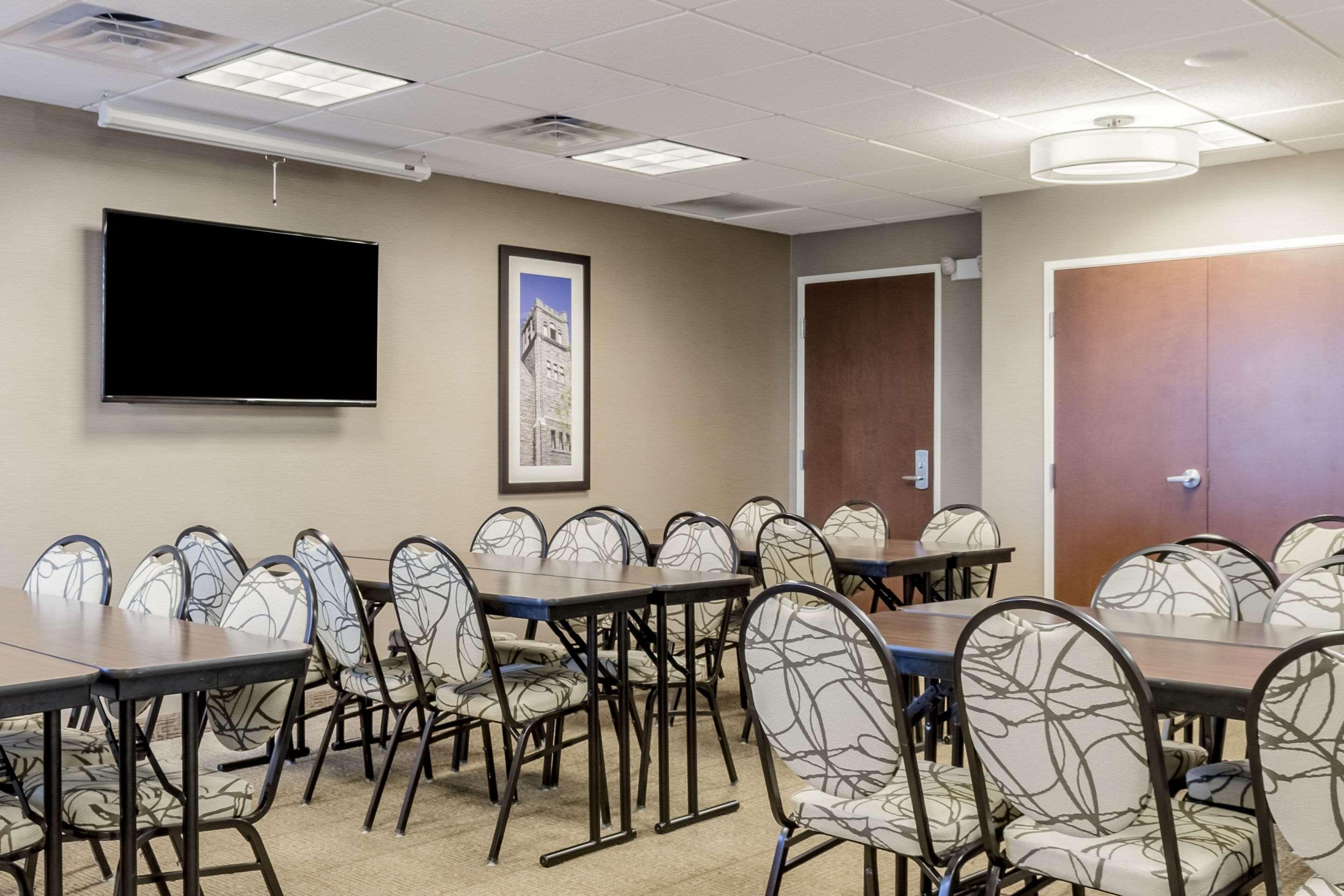 Comfort Inn & Suites Avera Southwest スーフォールズ エクステリア 写真