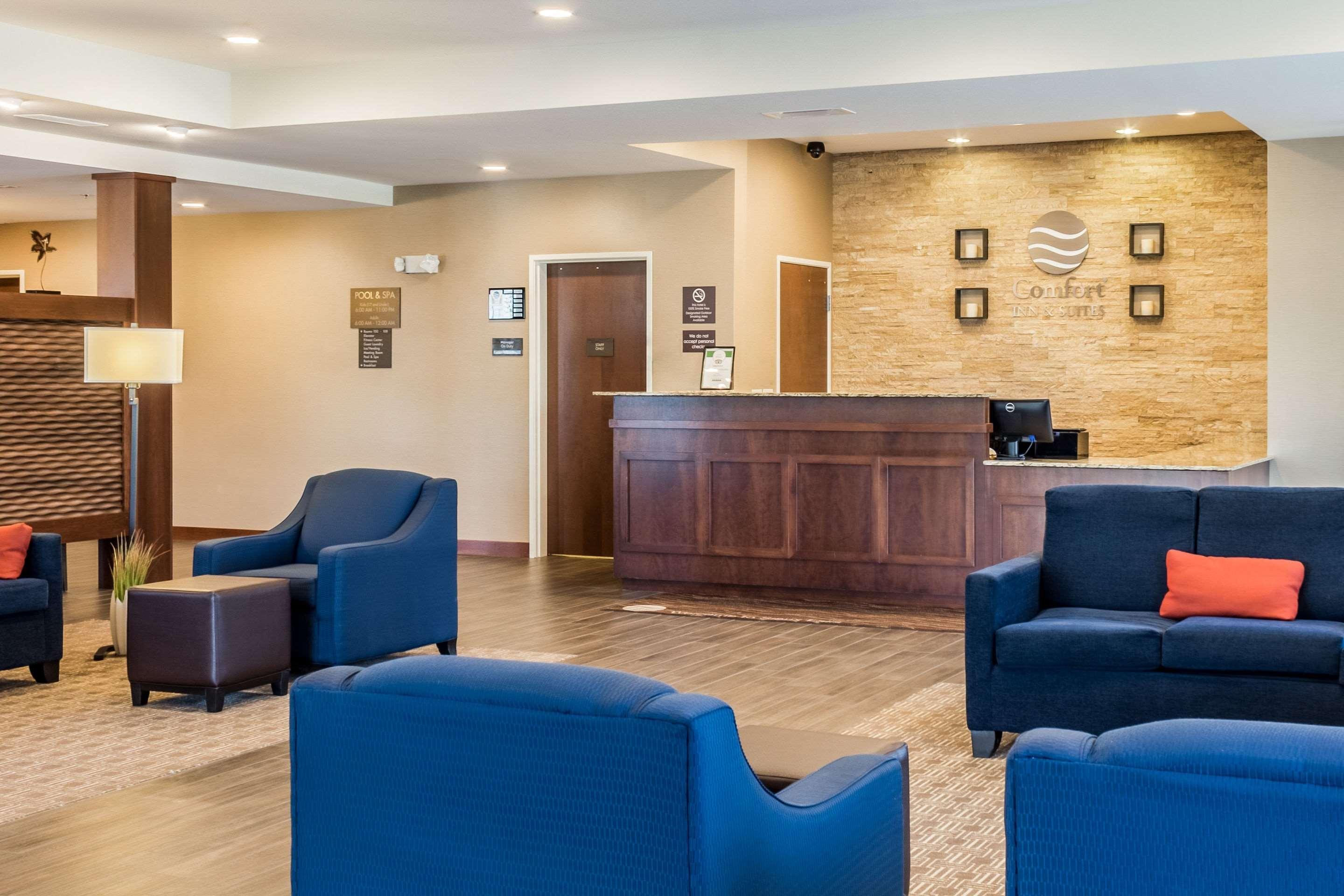 Comfort Inn & Suites Avera Southwest スーフォールズ エクステリア 写真