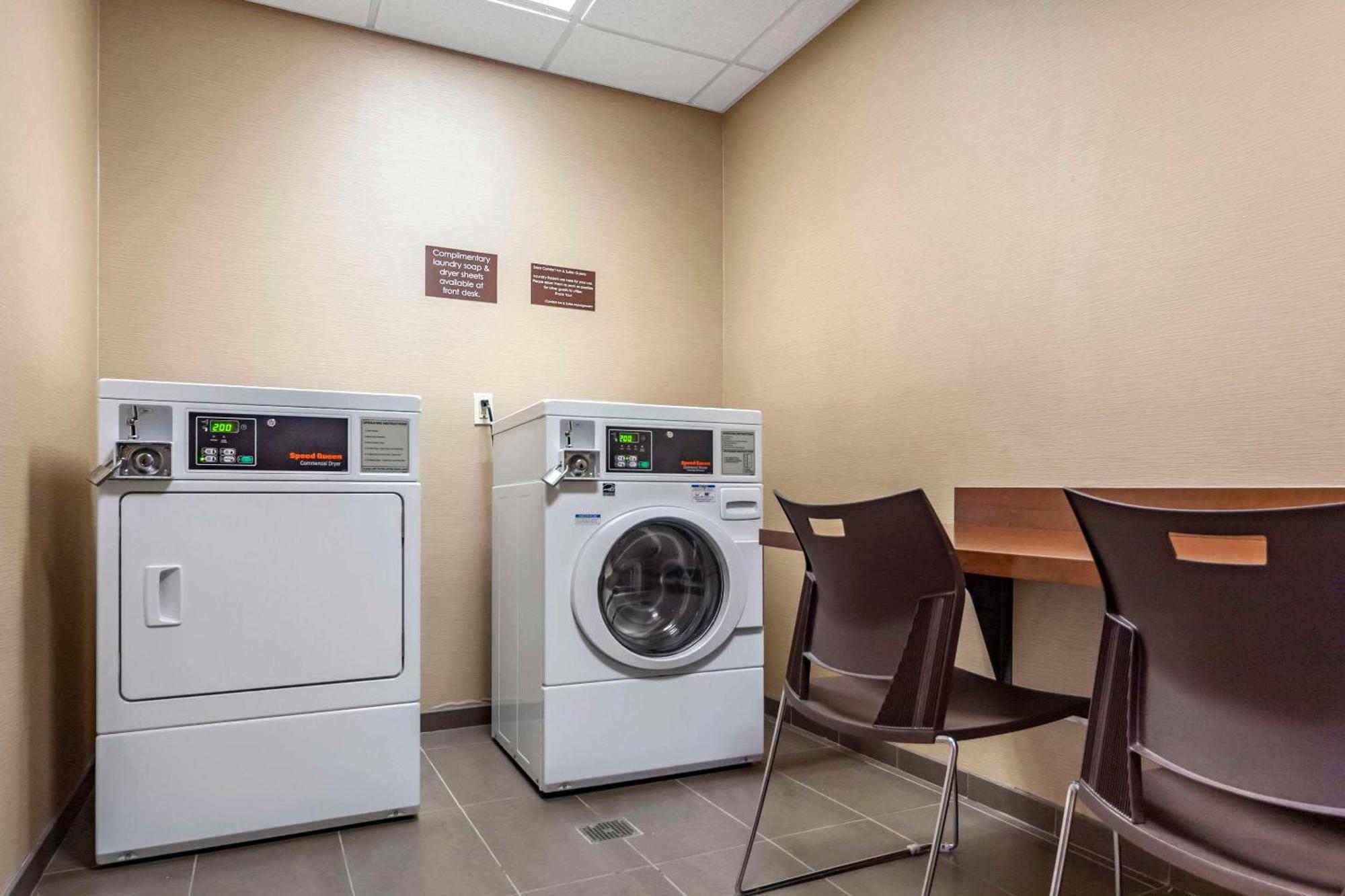 Comfort Inn & Suites Avera Southwest スーフォールズ エクステリア 写真