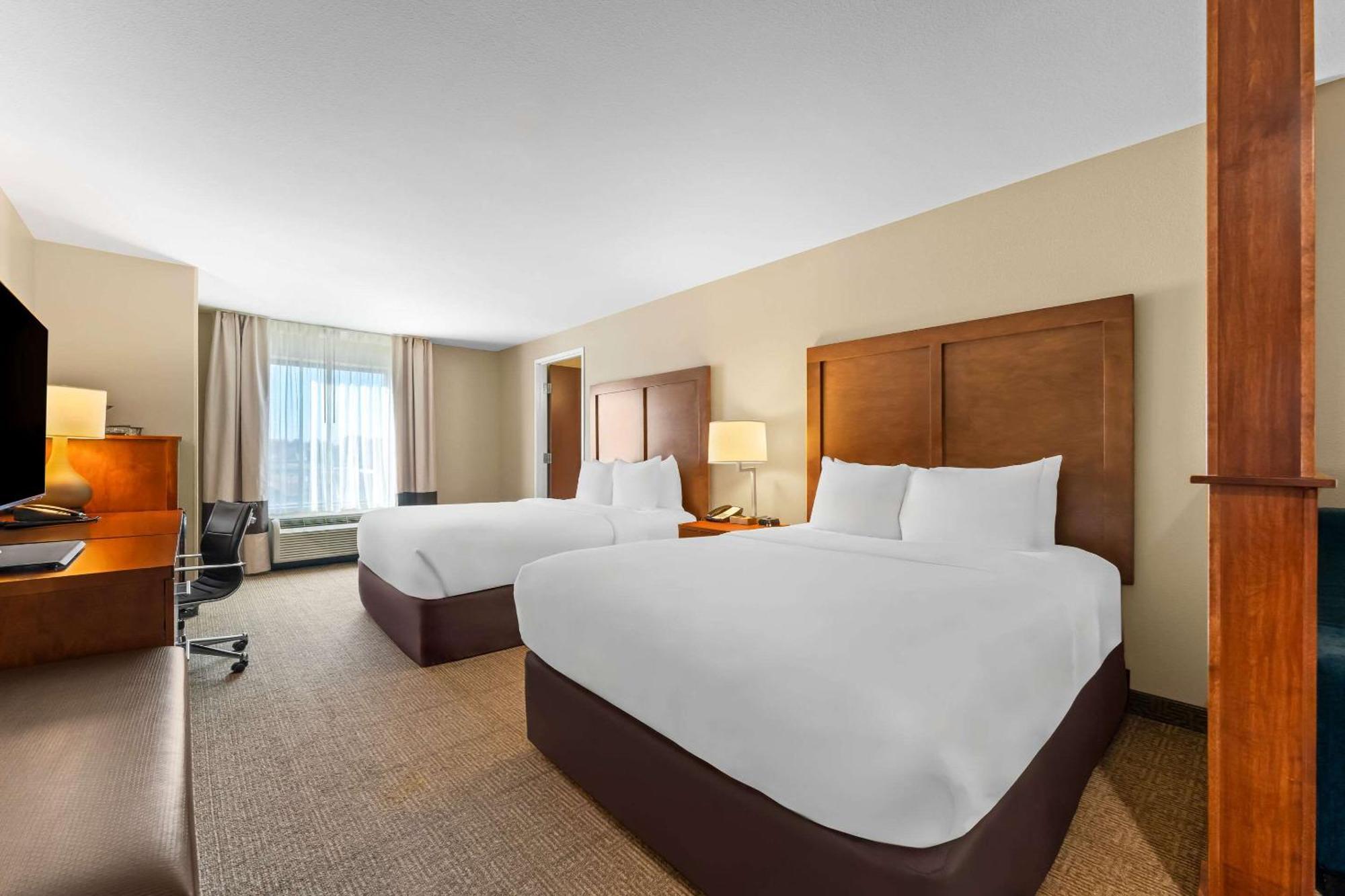 Comfort Inn & Suites Avera Southwest スーフォールズ エクステリア 写真