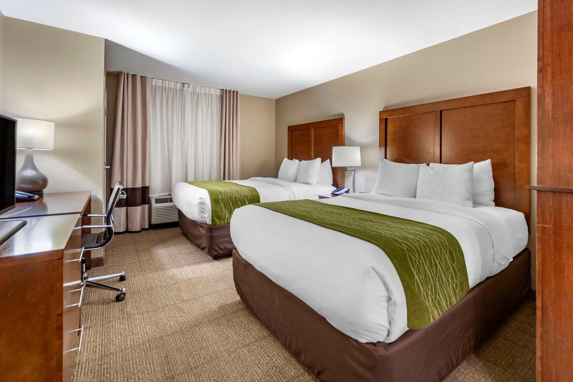 Comfort Inn & Suites Avera Southwest スーフォールズ エクステリア 写真
