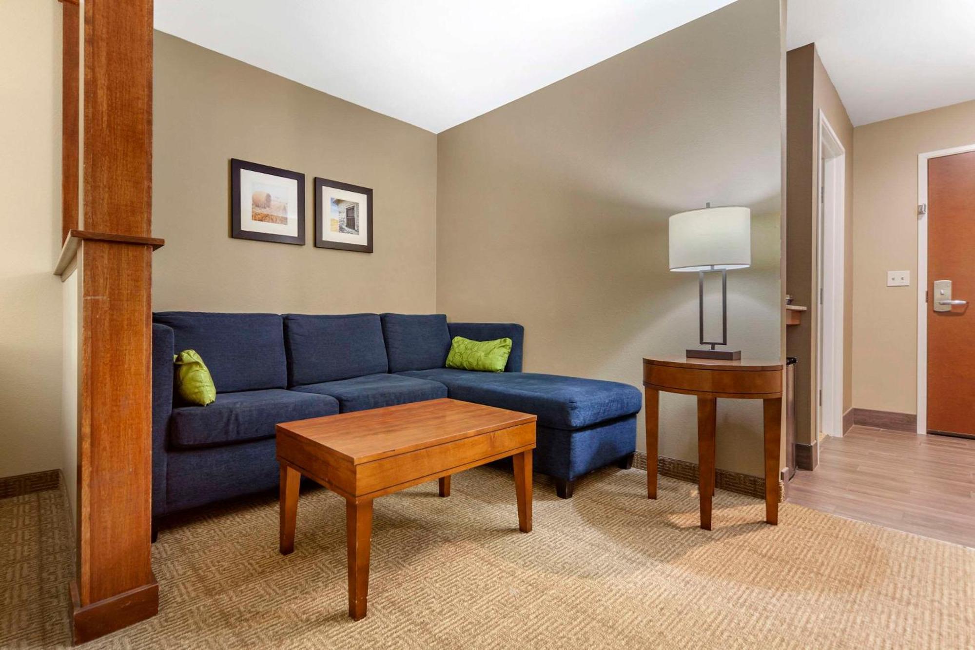 Comfort Inn & Suites Avera Southwest スーフォールズ エクステリア 写真
