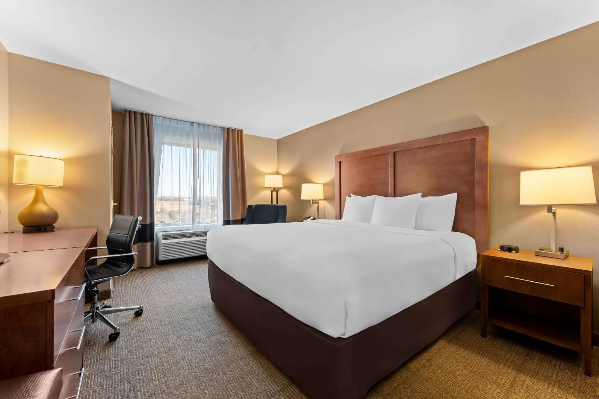 Comfort Inn & Suites Avera Southwest スーフォールズ エクステリア 写真