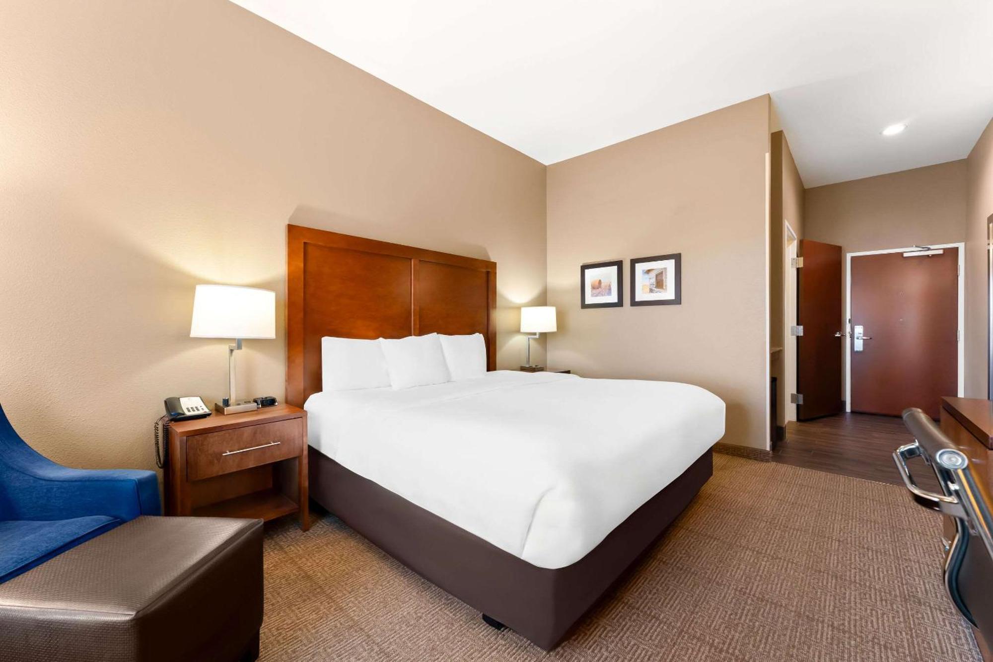 Comfort Inn & Suites Avera Southwest スーフォールズ エクステリア 写真